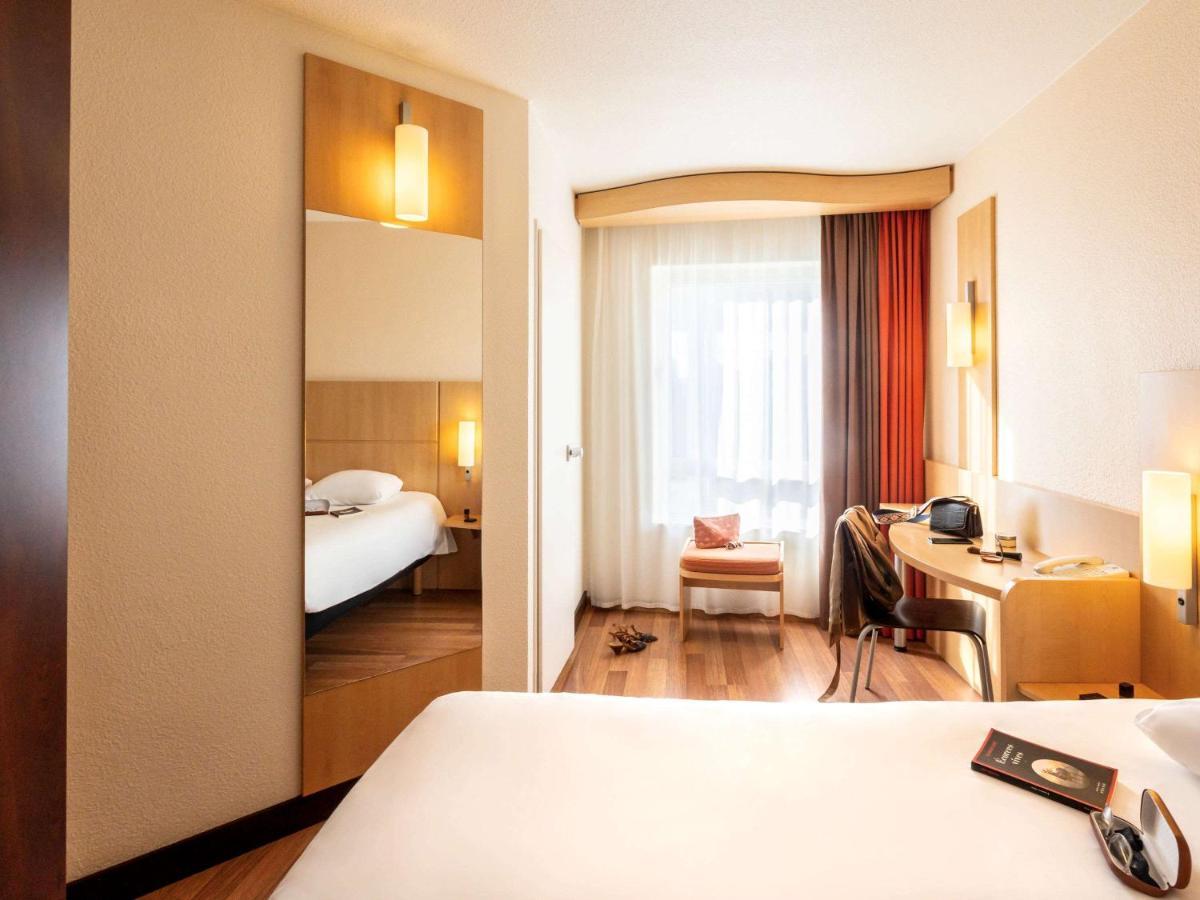 Ibis Centrum 3*